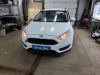 Ford-Focus-ustanovka-magnitoly-1