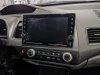 Honda-Civic-ustanovka-magnitoly-kamery-zadnego-vida-4