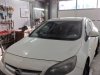 Opel-Astra-zamena-kamery-zadnego-vida-1