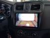 Renault-Logan-ustanovka-magnitoly-kamery-zadnego-vida-videoregistratora-5