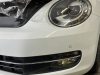 Volkswagen-Beetle-bronirovanie-ustanovka-kamery-zadnego-vida-4